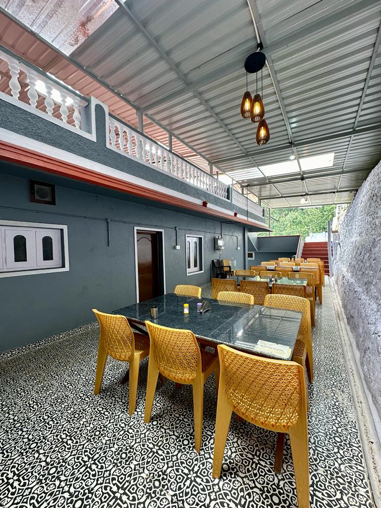 Coffee island dinning 2