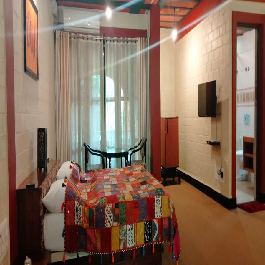 Deluxe-room-interior-rotated