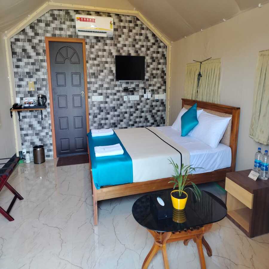 Natures Deck Camping - Kali River Garden bedroom