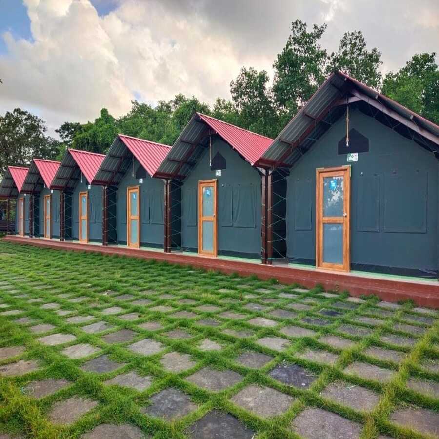 Natures Deck Kali River Garden Front View