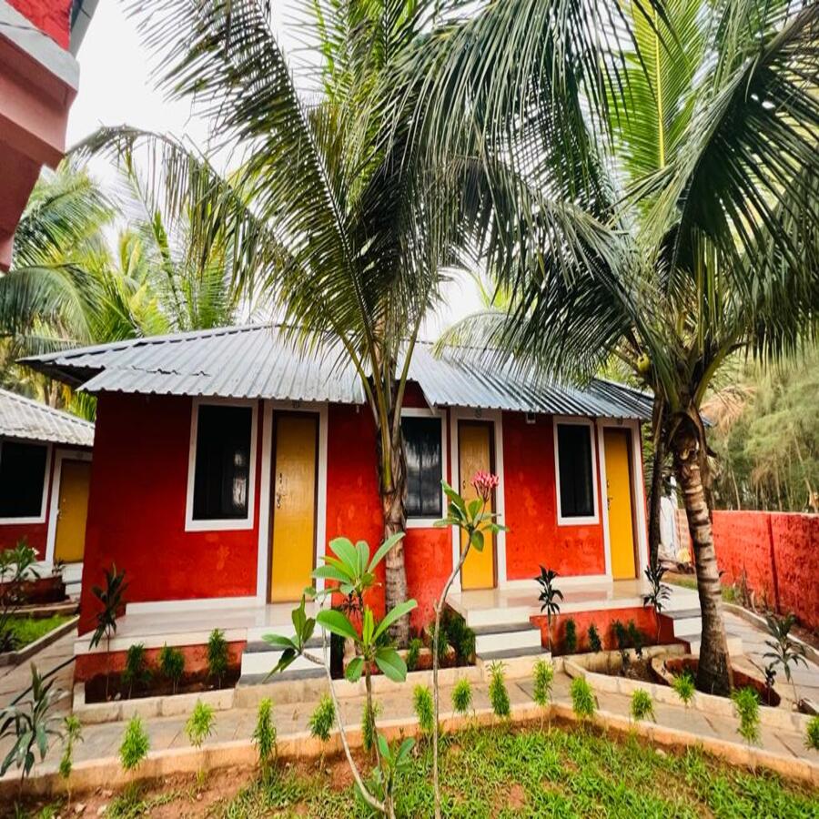 Ocean Paradise Beach Homestay Front View