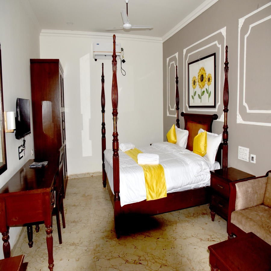 Samruddhii Resort Bedroom