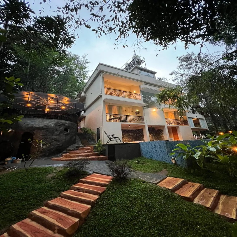Front Viewver1