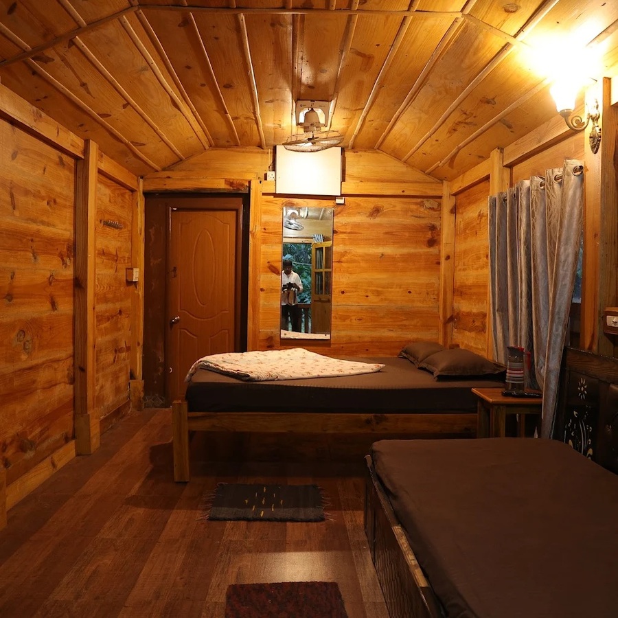 Wood Theme Cottagesver1